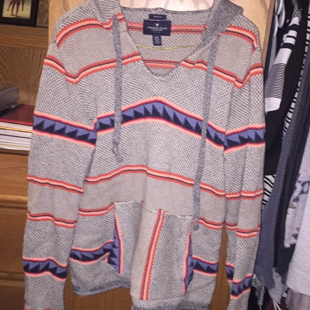 Comfy patterned sweatshirt